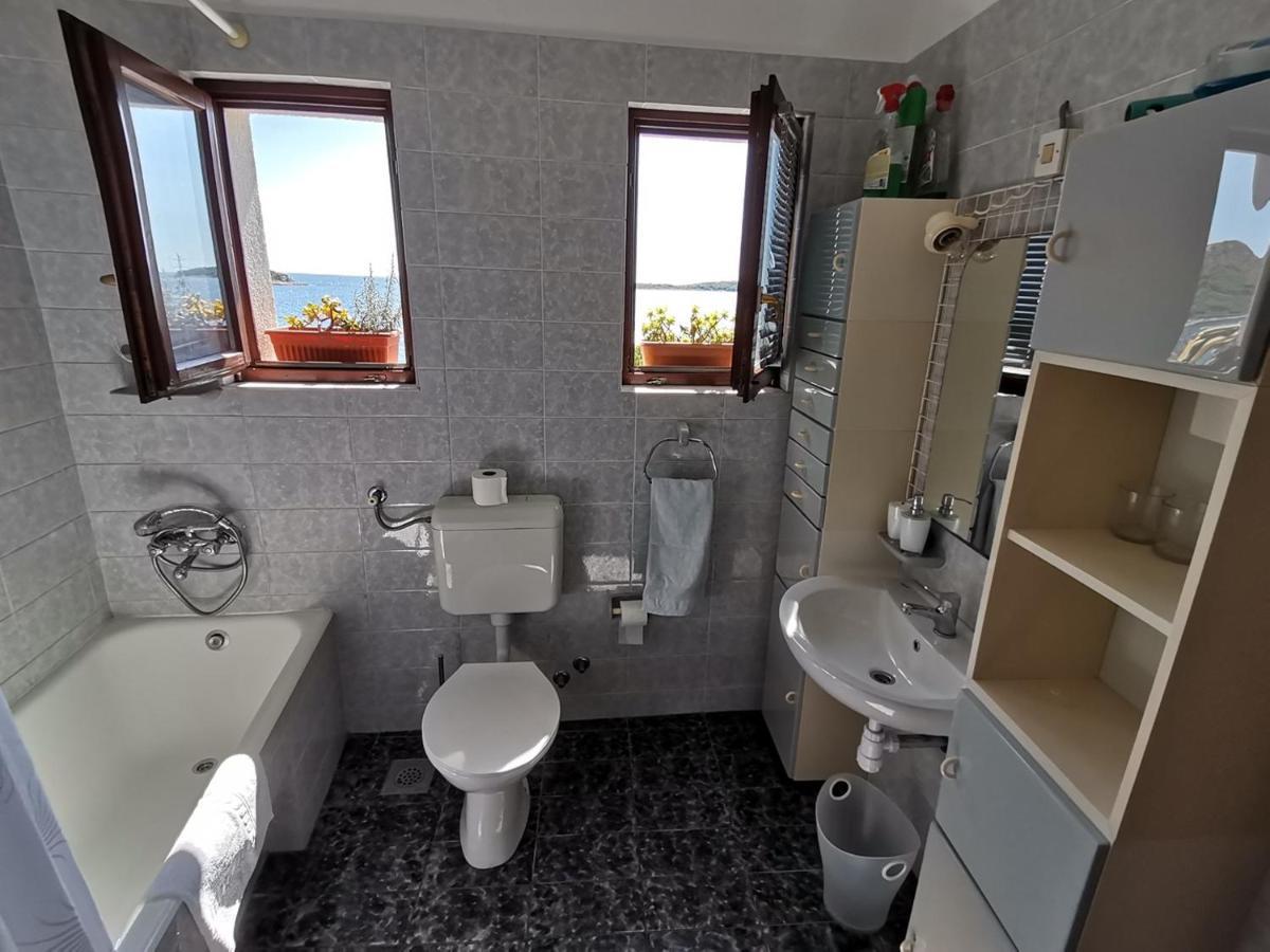 Apartment Zdravka Primosten Exterior photo